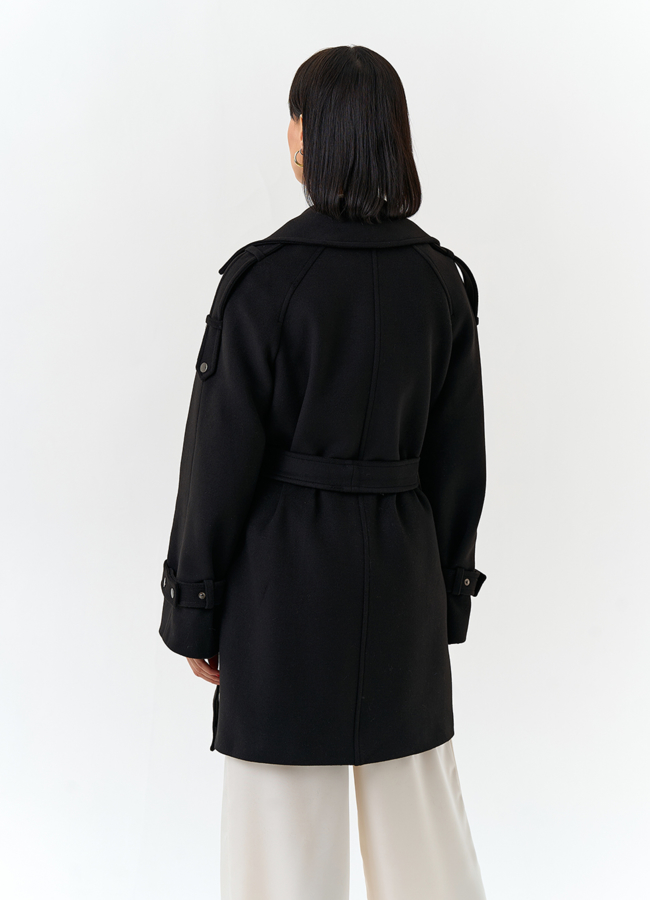 Женское укороченное пальто с английским воротником модель № 32641 в рассрочку