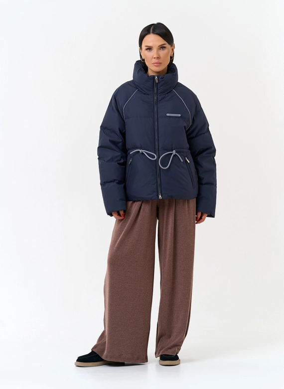 Женский пуховик с воротником стойкой