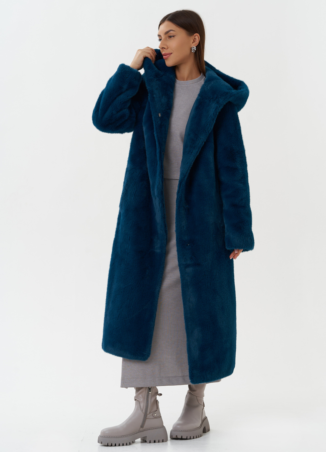 Удлиненное пальто из эко меха с капюшоном модель № 27793 универмаг малина