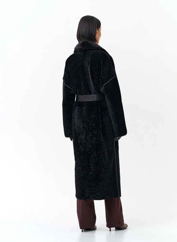 Женская двухсторонняя дубленка с английским воротником фото