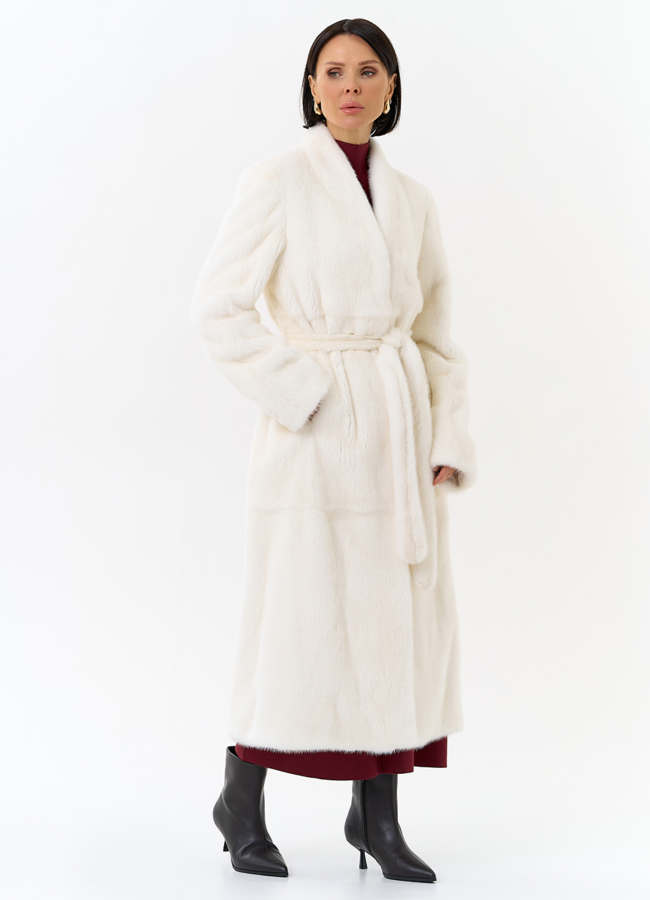 Белая шуба из меха норки с поясом модель № 31320 в рассрочку