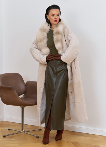 Комбинированное женское пальто из меха овчины с поясом