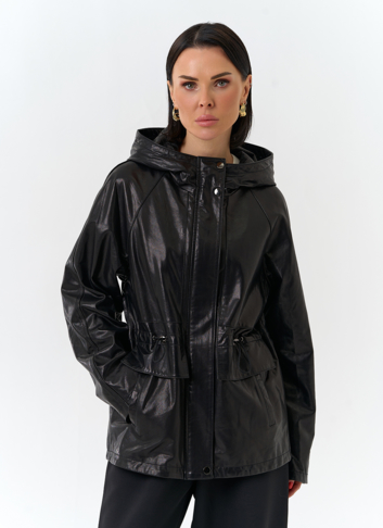 Женская куртка из натуральной кожи  с капюшоном