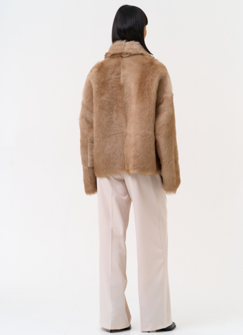 Женская натуральная дубленка с английским воротником