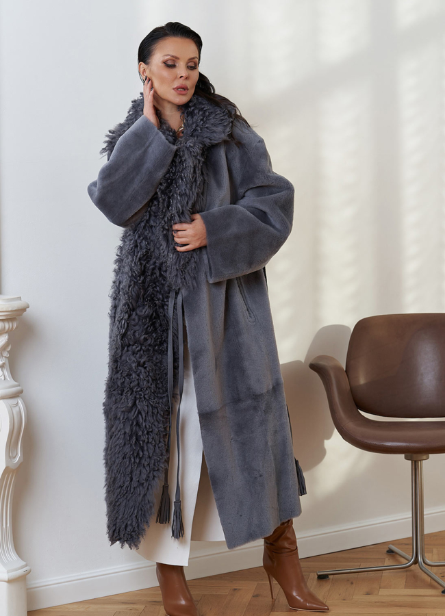 фото Длинная дубленка из натурального меха модель № 28424