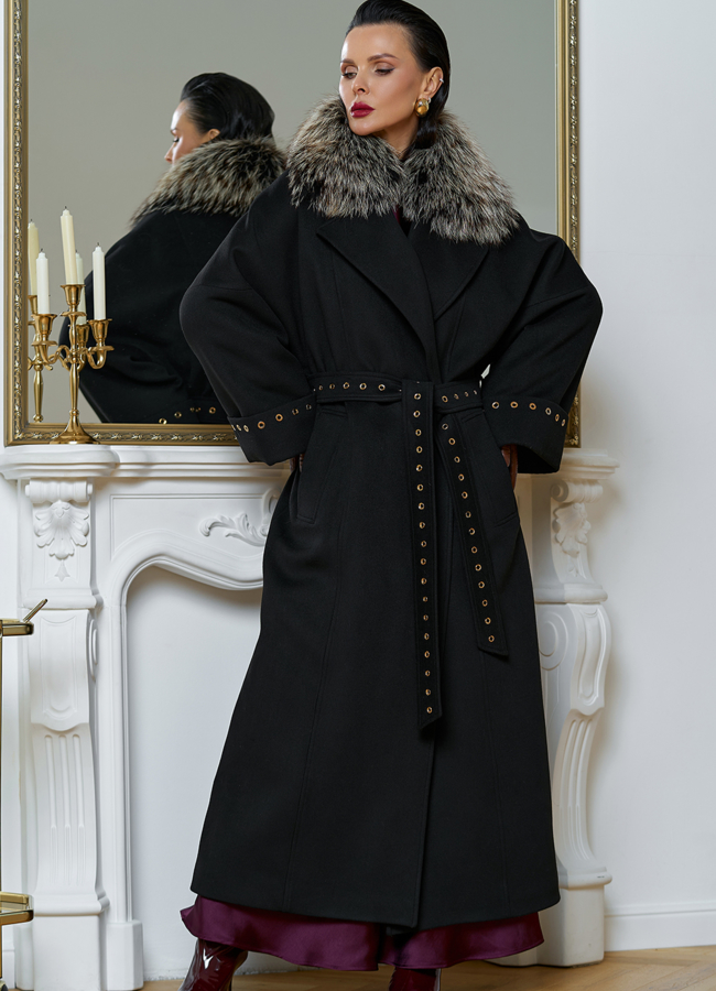 Утепленное женское пальто с английским воротником из меха лисы модель № 31552 меха малина