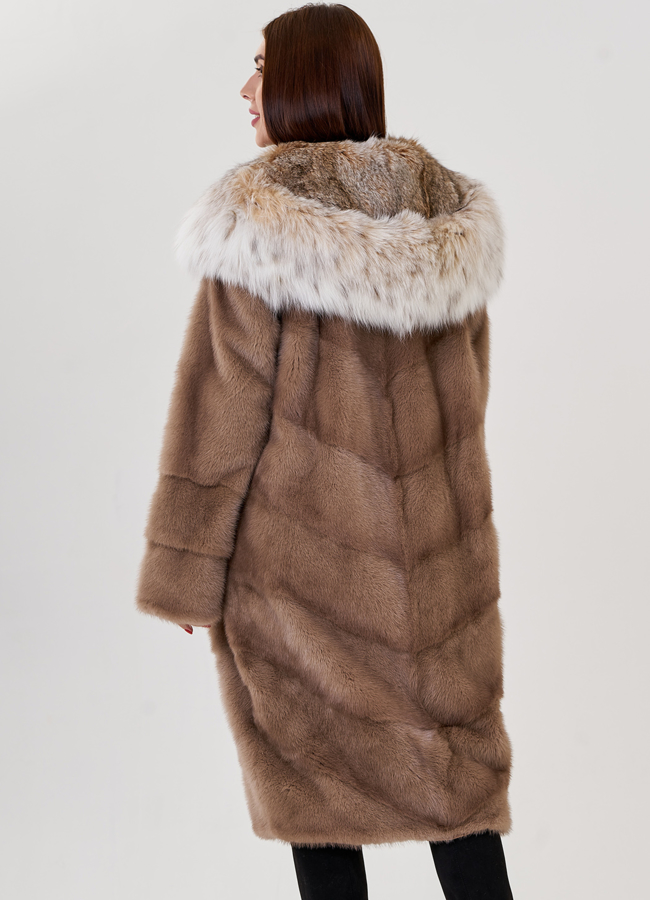 Норковая шуба с рысью модель № 25469 в кредит