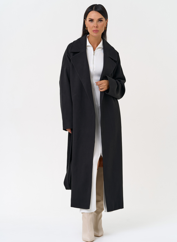 Женское пальто черного цвета с функциональными кнопками