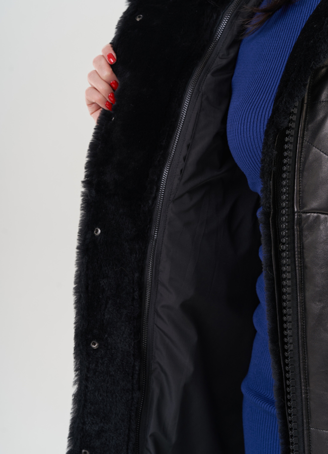 Пуховик из натуральной кожи на молнии с капюшоном модель № 19575 универмаг малина