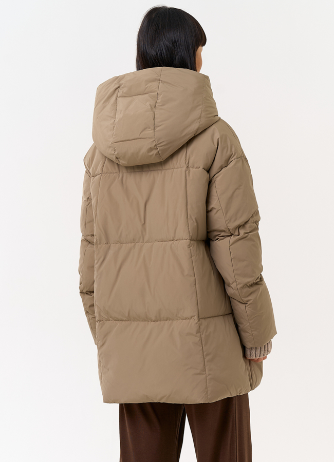 Женский пуховик с акцентными пуговицами модель № 31518 в кредит