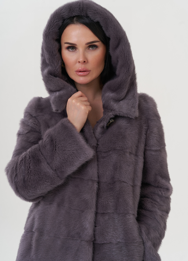 Шуба из норки с капюшоном  модель № 25896 универмаг малина