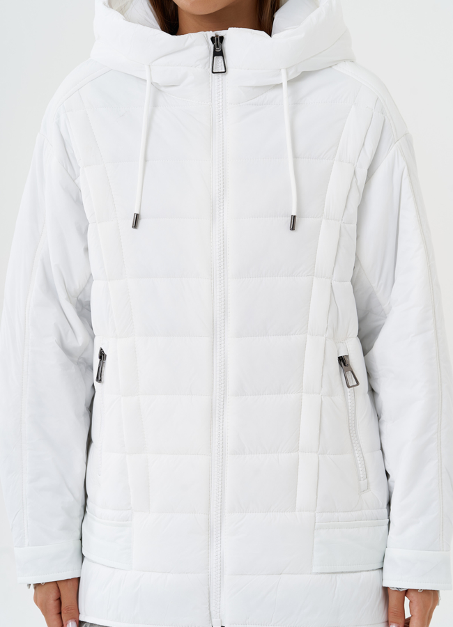 Светлая куртка с капюшоном модель № 28281 универмаг малина