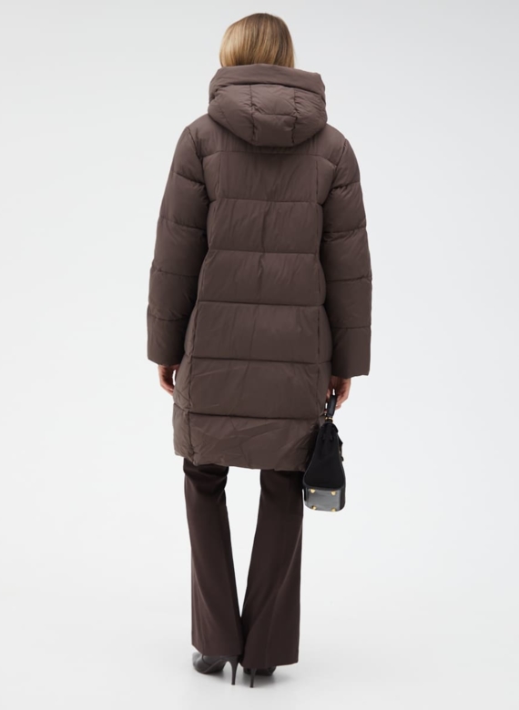 Пуховик женский с капюшоном