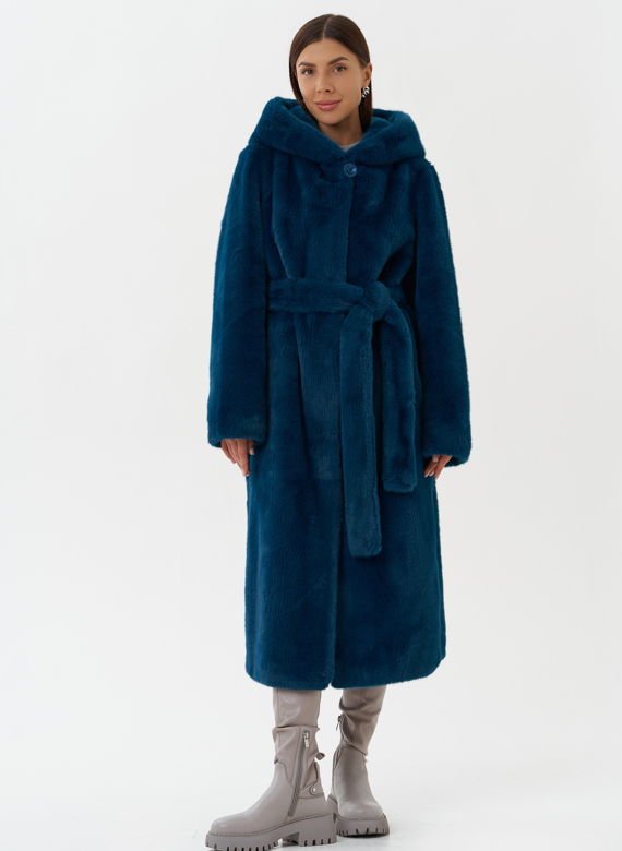 Удлиненное пальто из эко меха с капюшоном