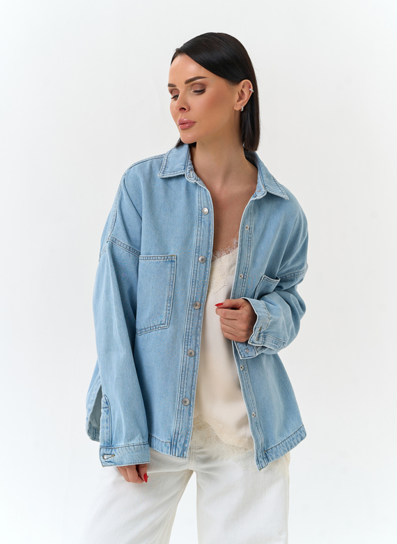 Женская джинсовая куртка рубашка