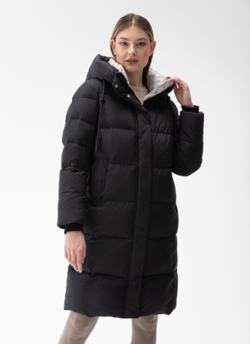 Женский пуховик с капюшоном 