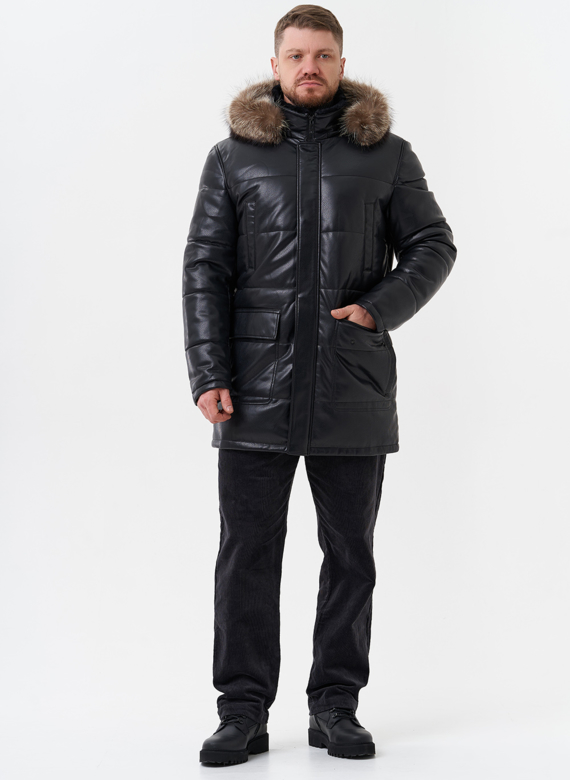 Пуховик из эко кожи с капюшоном из меха енота