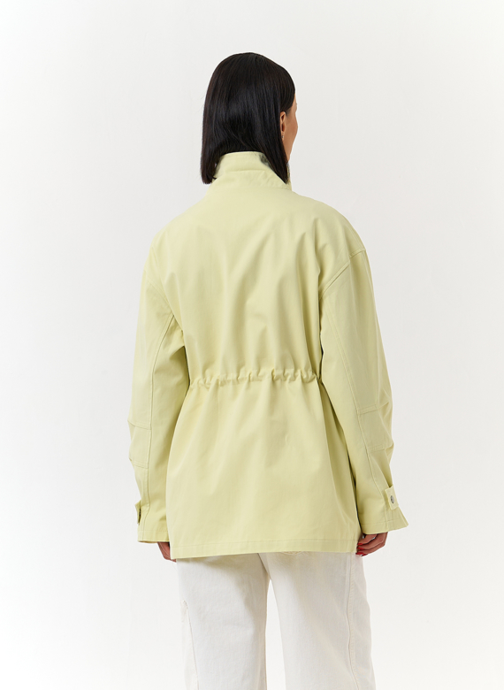 Женская ветровка с воротником стойкой