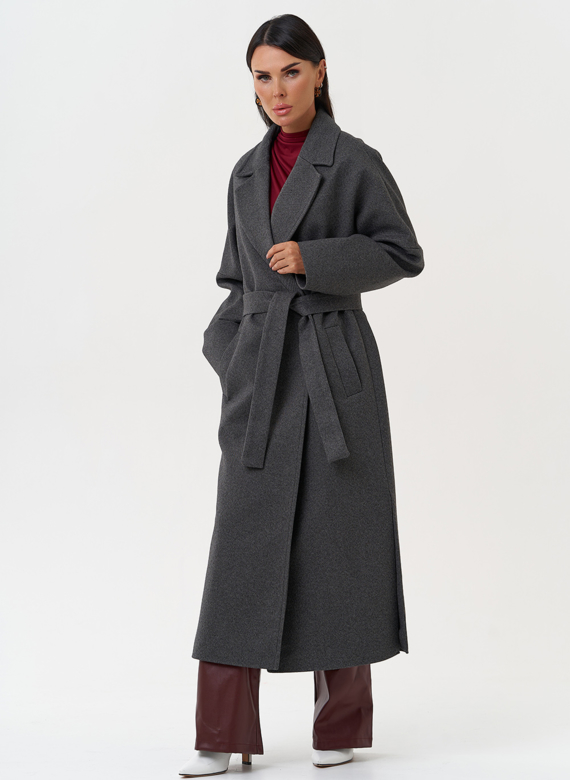 Длинное женское пальто с поясом