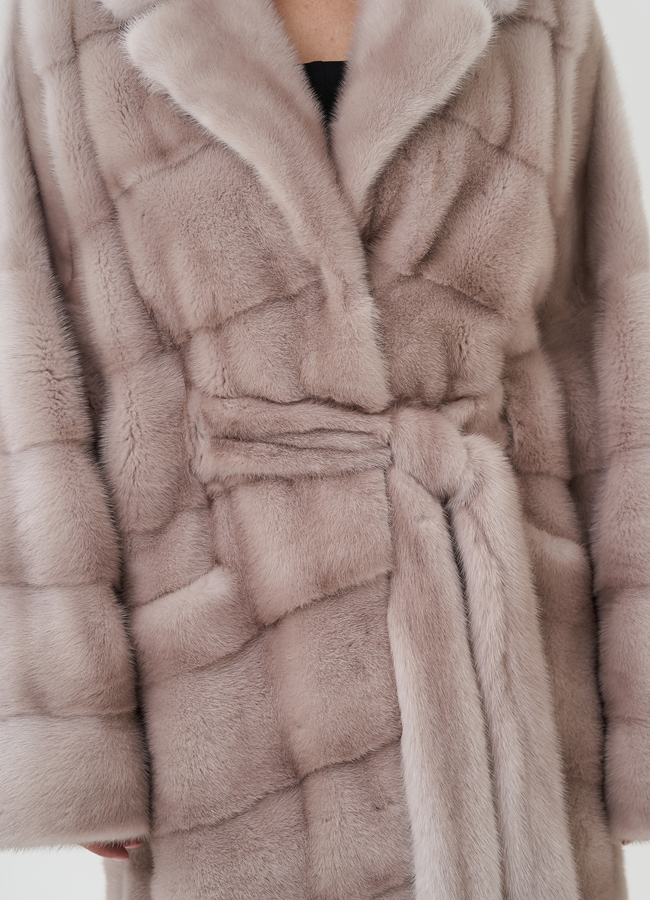 Шуба из норки с английским воротником  модель № 24817 в рассрочку