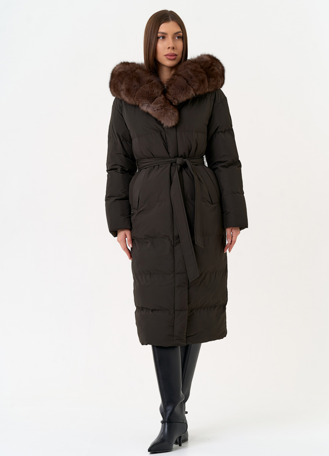 Женский пуховик с капюшоном из меха песца модель № 31431 универмаг малина