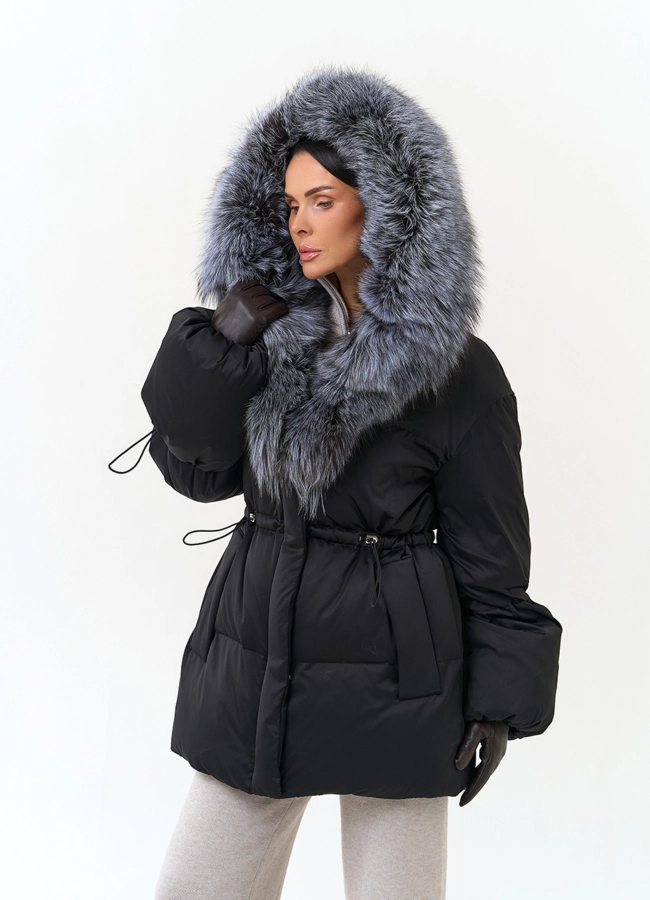 Женский пуховик с мехом чернобурки на капюшоне модель № 31882 универмаг малина фото