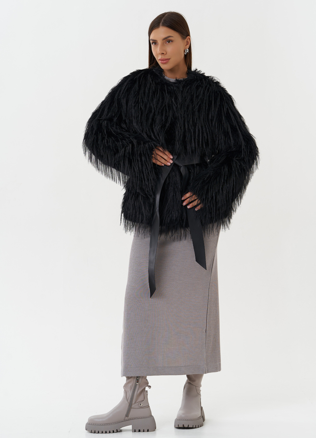 Женская шуба под эко страуса черного цвета модель № 27809 в рассрочку