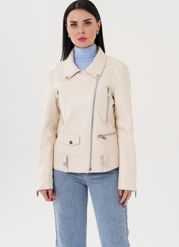 Светлая куртка косуха из эко кожи