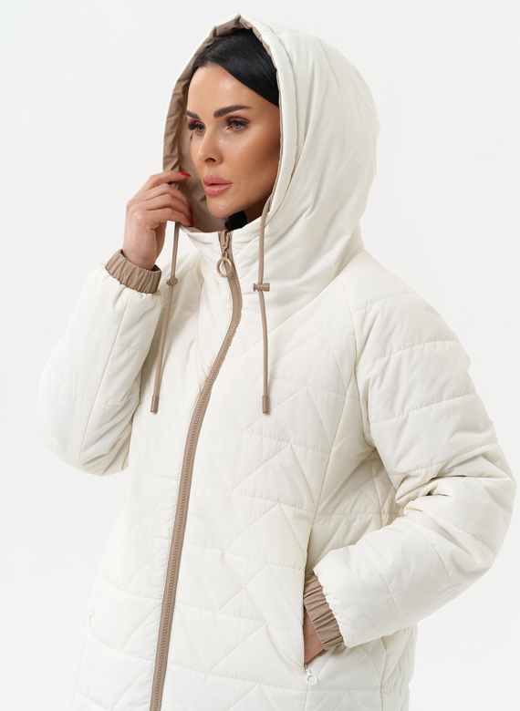 Женская удлиненная куртка с капюшоном