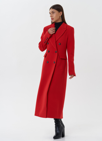 Двубортное пальто с английским воротником