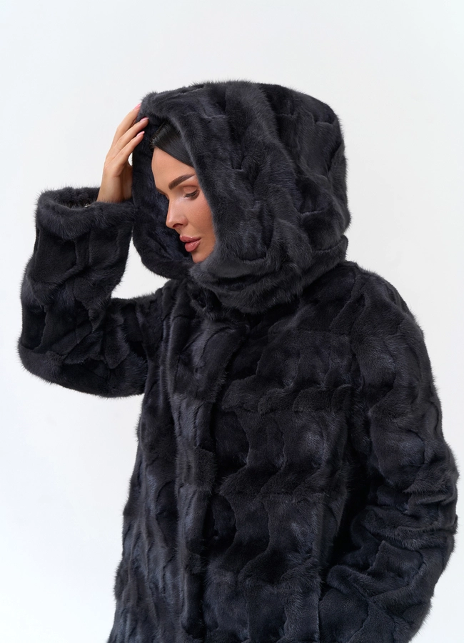 Шуба из меха норки модель № 34048 в кредит