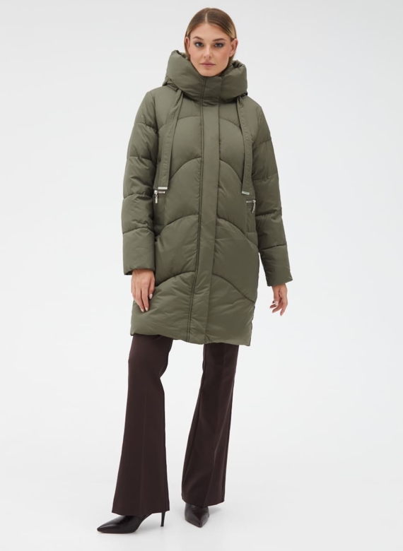 Женский пуховик с капюшоном