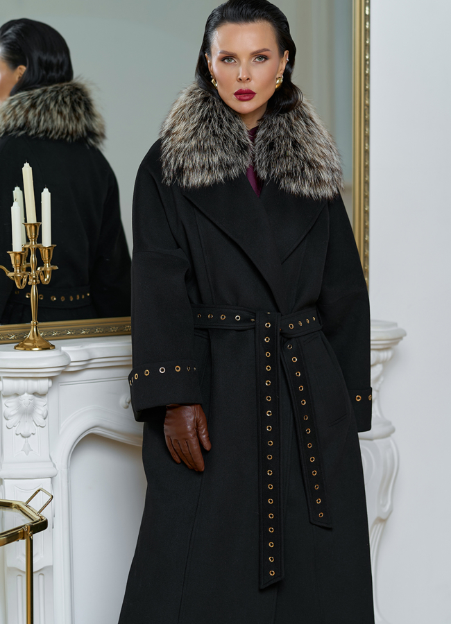 Утепленное женское пальто с английским воротником из меха лисы модель № 31552 в кредит