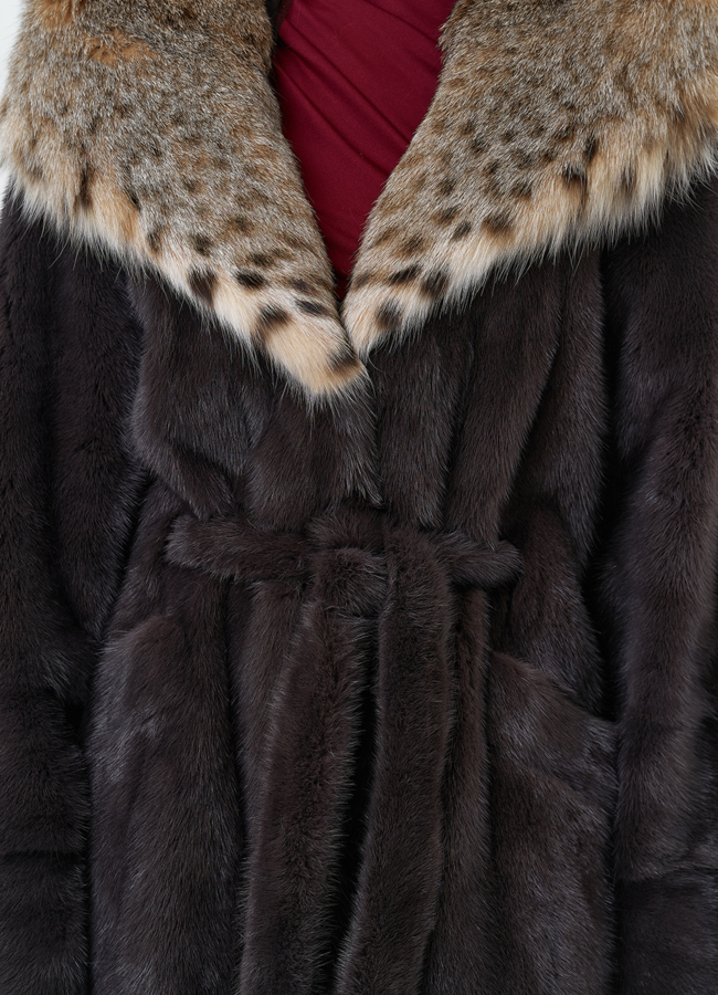 Женская шуба из меха норки с капюшоном из меха рыси модель № 31164 универмаг малина