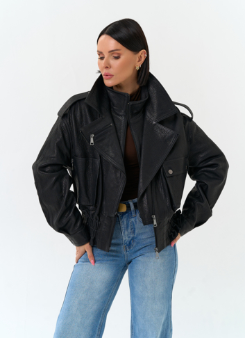 Женская куртка из натуральной кожи