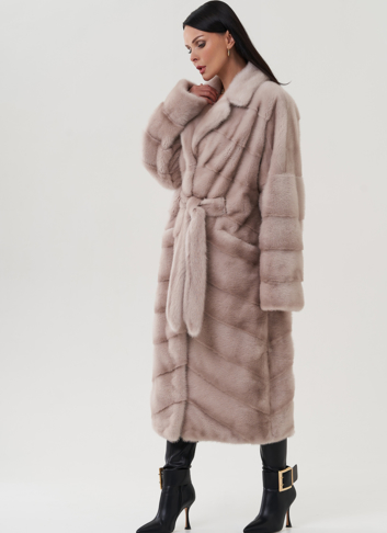 Шуба из норки с английским воротником 