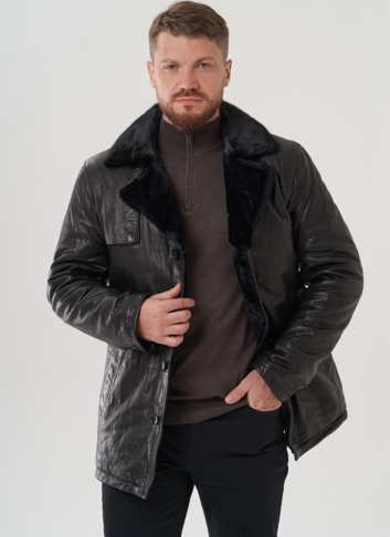 Мужская куртка из натуральной кожи черного цвета 