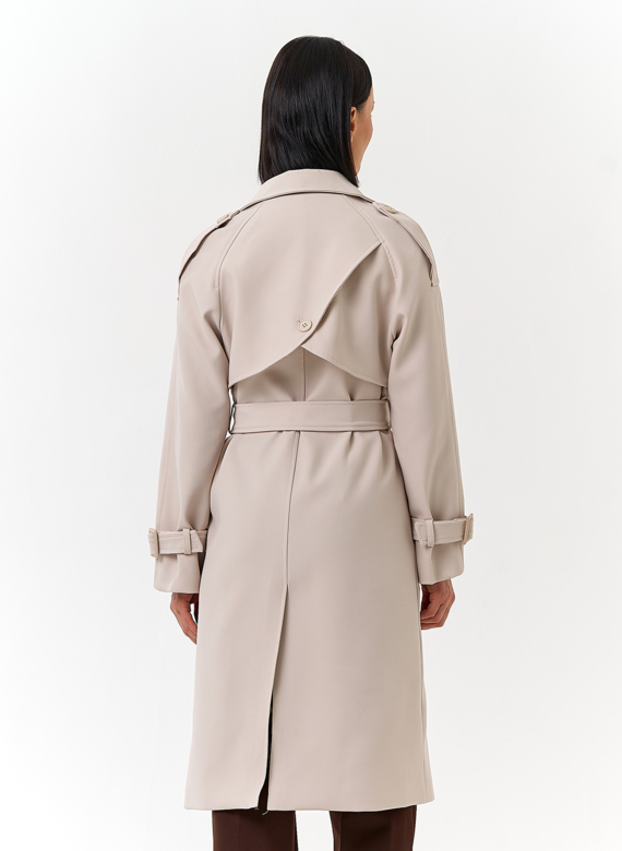 Женский светлый плащ