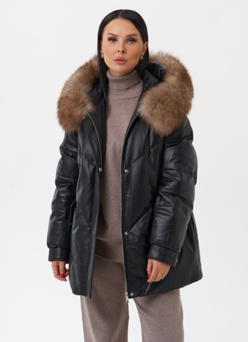 Женский кожаный пуховик с капюшоном