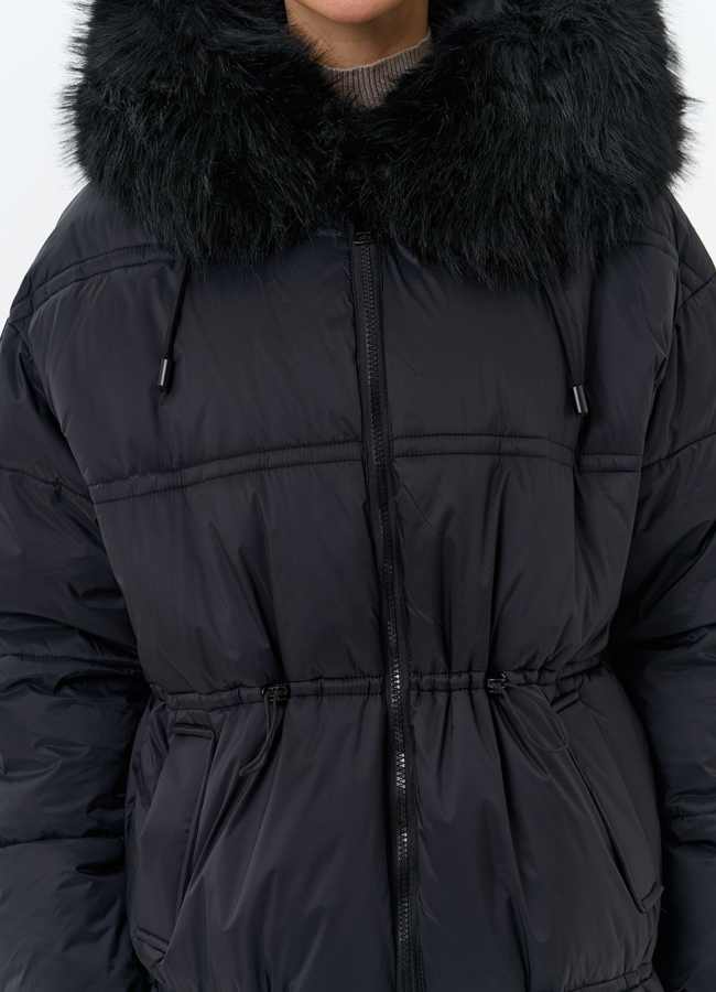 Женский пуховик с отделкой из искусственного меха модель № 31959 универмаг малина