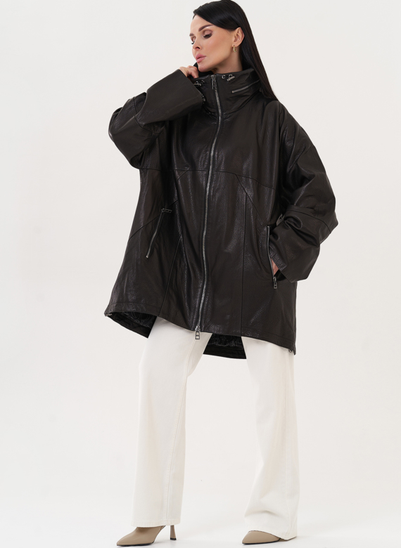 Кожаная удлиненная куртка черного цвета