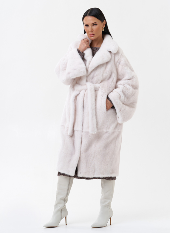 Белая норковая шуба