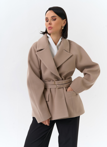 Женское укороченное пальто с двойным поясом